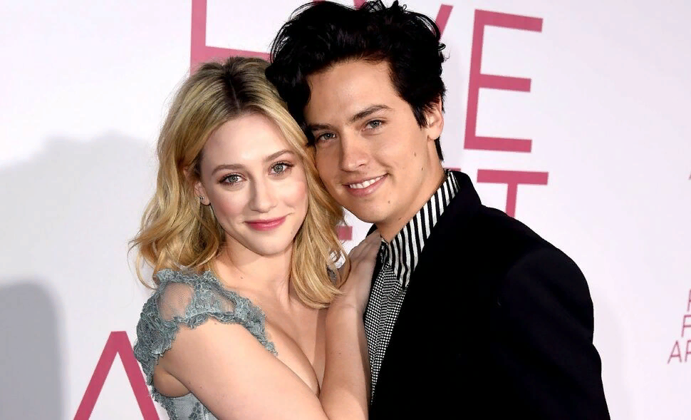 Молодая пара, которую знает почти каждый подросток по сериалу "Ривердейл"