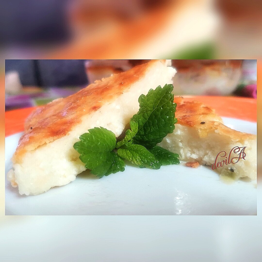 Такое блюдо - универсально: подавать на  завтрак или полдник, просто перекус или намечается чаепитие. 