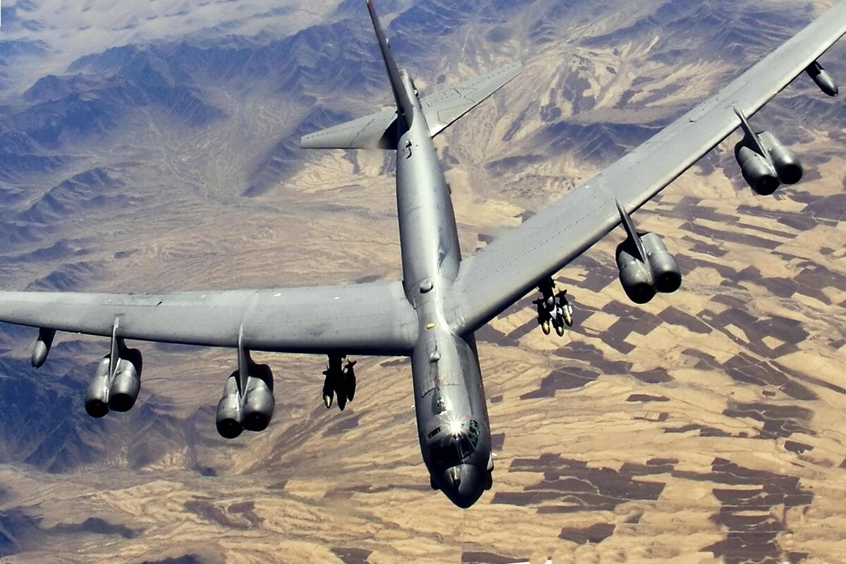 Boeing B-52H Stratofortress