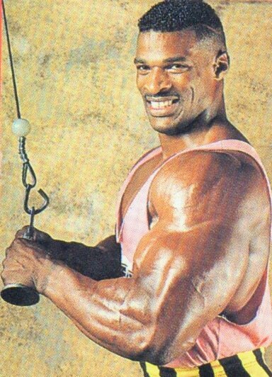 Тяга в блоке книзу