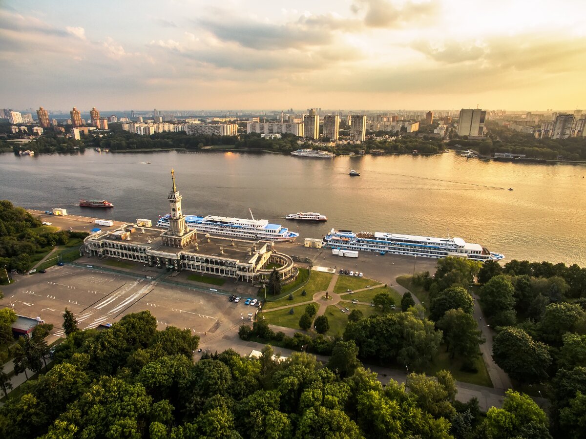 Фото речного вокзала москва