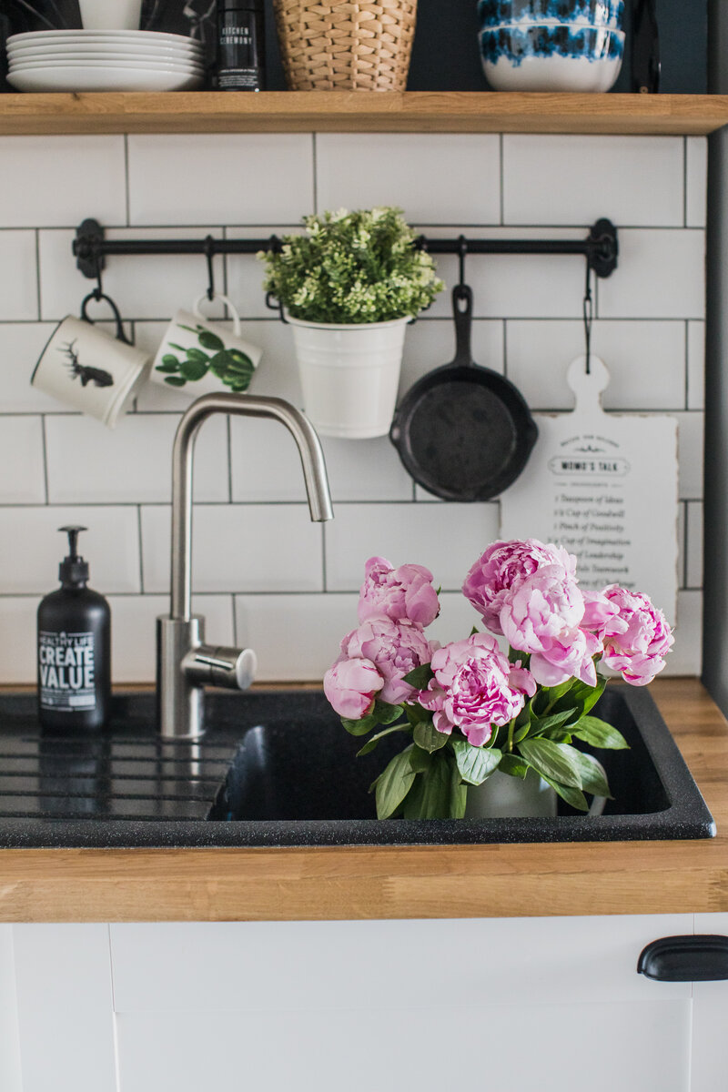 Вот так рейлинг Финторп выглядит на моей кухне