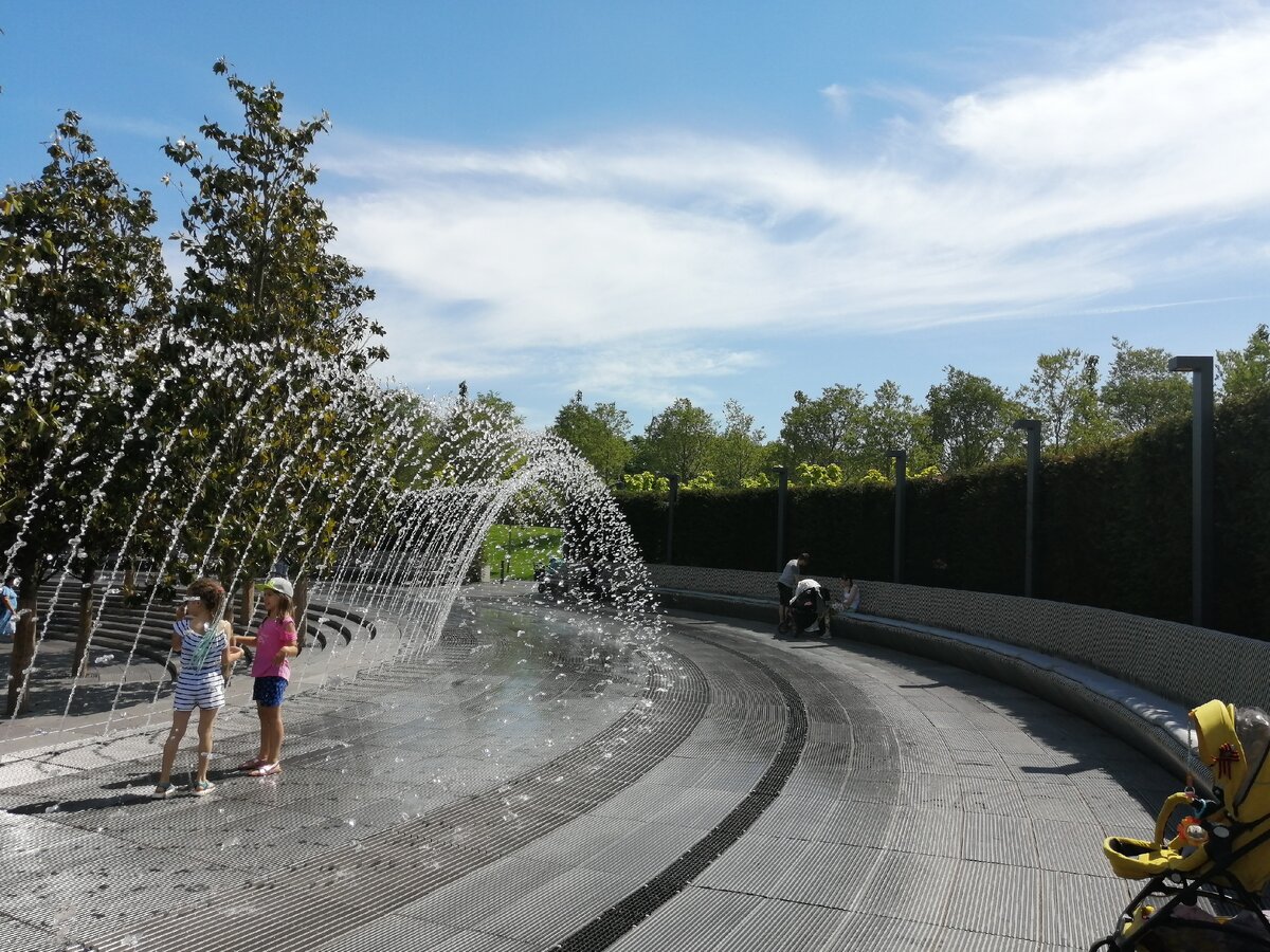 Парк Галицкого в Краснодаре фонтаны