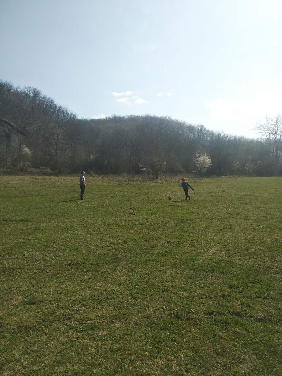 Место, где мы подцепили клещей. Личное фото.