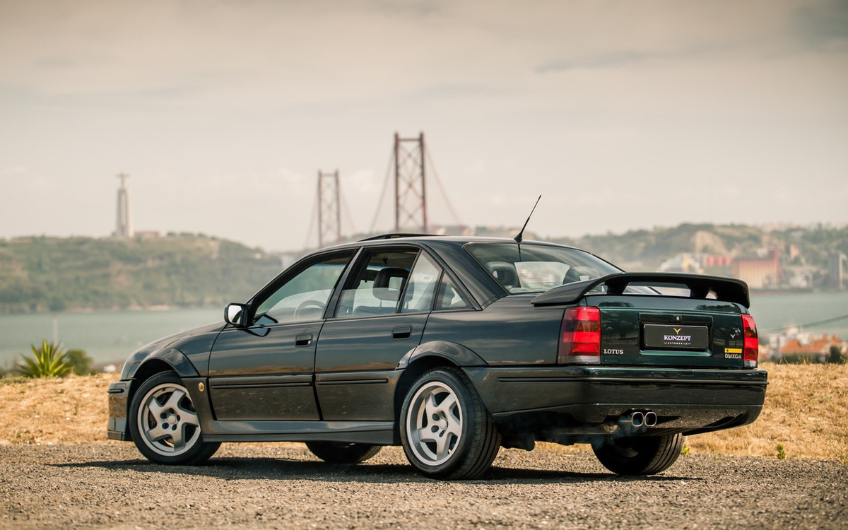 Lotus Omega