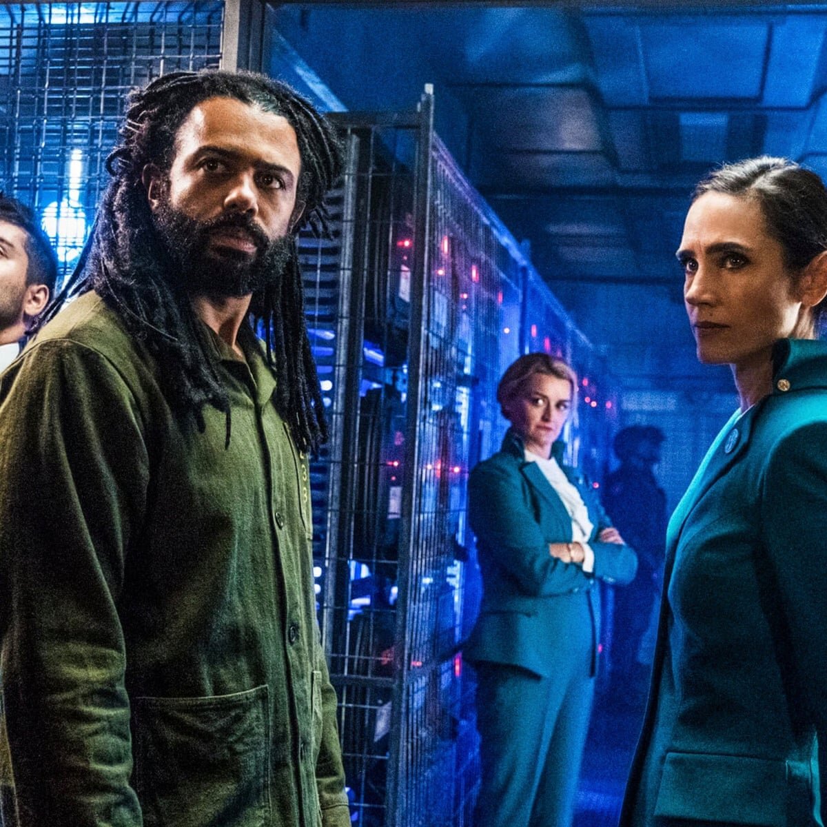 Сквозь. Сквозь снег сериал 2020. Давид Диггс сквозь снег. Дженнифер Коннелли сериал сквозь снег. Сквозь снег сериал.