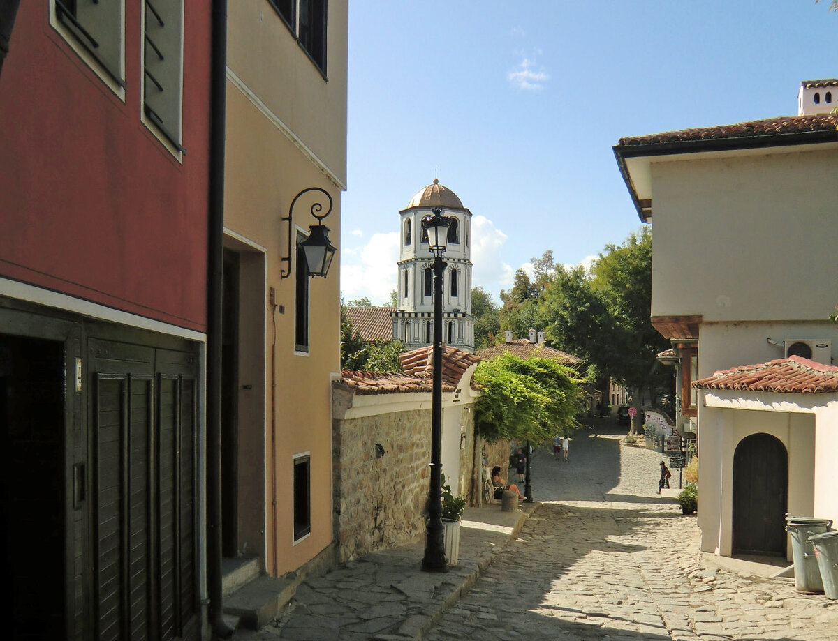 Пловдив. Колокольня церкви Святых Константина и Елены