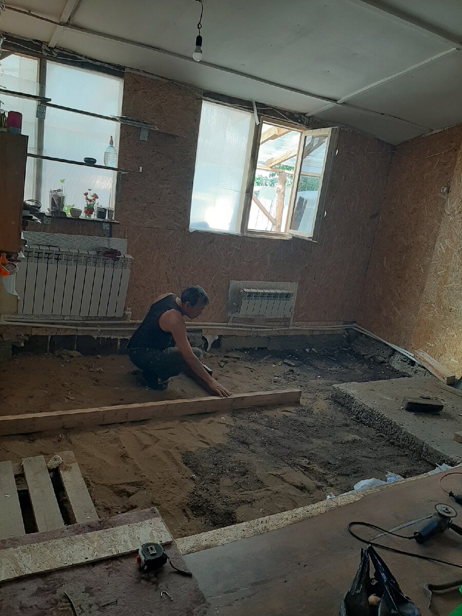 Папа на кухне