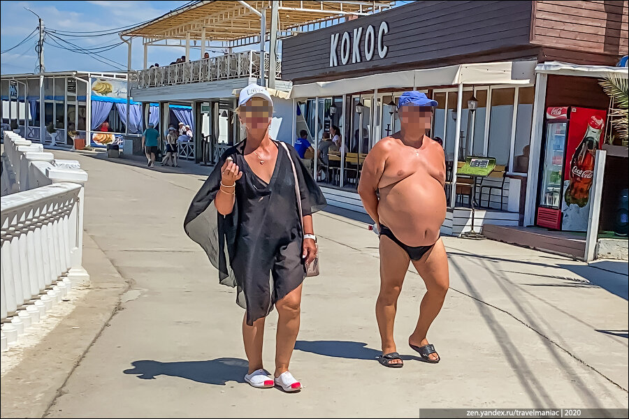 Девушки на крымском пляже рассказали, как они относятся к мужчинам с пузом