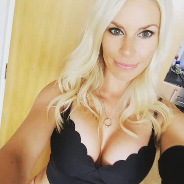 39-летняя бодибилдерша Джемма Сиссон из Западного Йоркшира, Великобритания, ни разу не проигрывала ни одного соревнования, но в самой главной битве своей жизни ей победить не удалось. В 2018 году у спортсменки обнаружили рак. В августе 2019 года медики ее прооперировали. Казалось, что болезнь вошла в состояние ремиссии. Снимки в государственном медучреждении не показали проблем. Вскоре она прошла обследование в частной клинике. Оказалось, что метастазы распространились на печень, живот, спину и шею. Рак уничтожил два позвонка. После этого состояние Сиссон было признано неоперабельным. После этого Джемма на личном примере пыталась показать людям, что не надо бояться стоять на своём и требовать ещё одно обследование. 
Последние недели жизни знаменитость провела в лечебном учреждении. Рядом с ней находился Рики Мур. Замуж за любимого она вышла в больничной палате. Это событие произошло незадолго до смерти Джеммы.

Последняя публикация в Instagram Сиссон была обнародована 22 июля спустя несколько часов после ее смерти. 

«Если вы это читаете, значит, я умерла после недель борьбы. Очень грустно оставлять любимых людей, но я рада, что изуродовавшая меня болезнь меня больше не мучает. Я надеюсь, что история моего рака и знание о необходимости проверки на метастазы поможет хотя бы одному человеку. Невероятно благодарна Рики, который все это время был рядом со мной и подарил мне свою огромную любовь и поддержку в это чудовищное время. Я хочу, чтобы мои близкие знали, что вся боль и все страдания ушли и я покоюсь с миром», - отметила Сиссон.