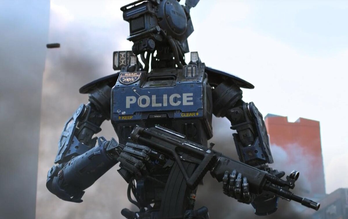 Кадр из фильма "Робот по имени Чаппи"