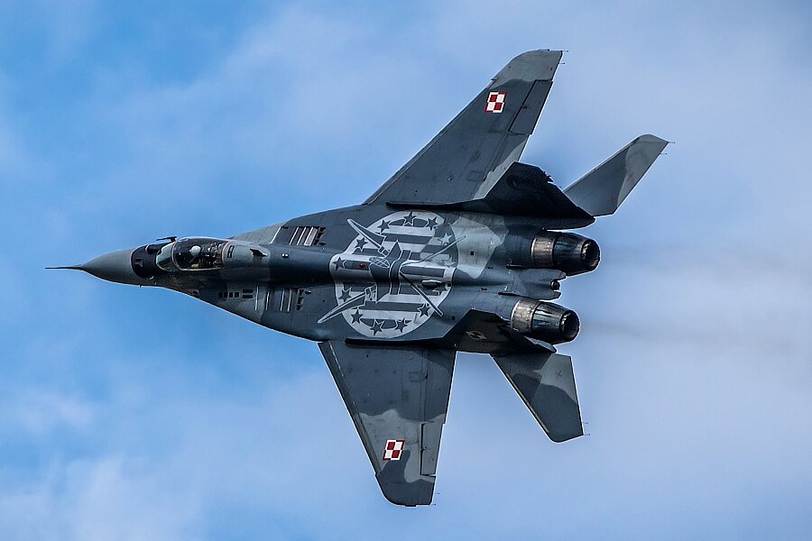 Бой с f 16. Mig 29. Польские миг 29. F-35 ВВС Польши. Миг-29 ВВС Польши.