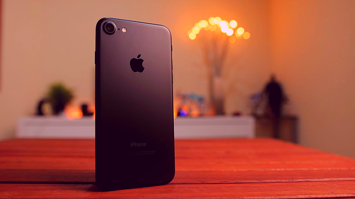 Iphone 7. Айфон 7 черный. Iphone 7 Plus Black Matte. Iphone 7 Matte Black. Нужен айфон 7