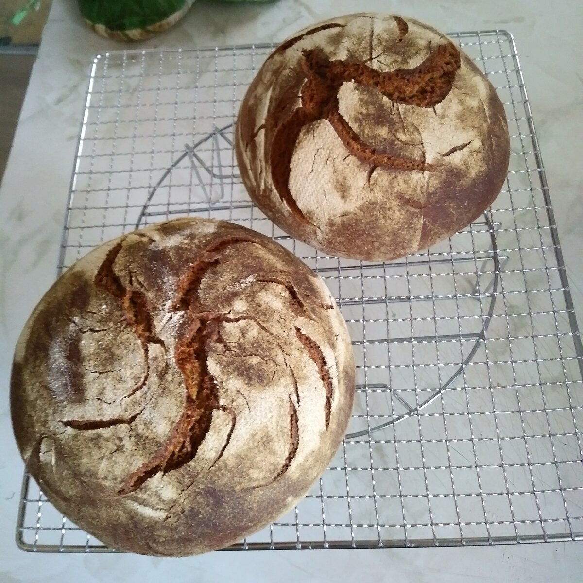 Ржаной хлебушек. Подписывайтесь на канал, ставьте лайк!