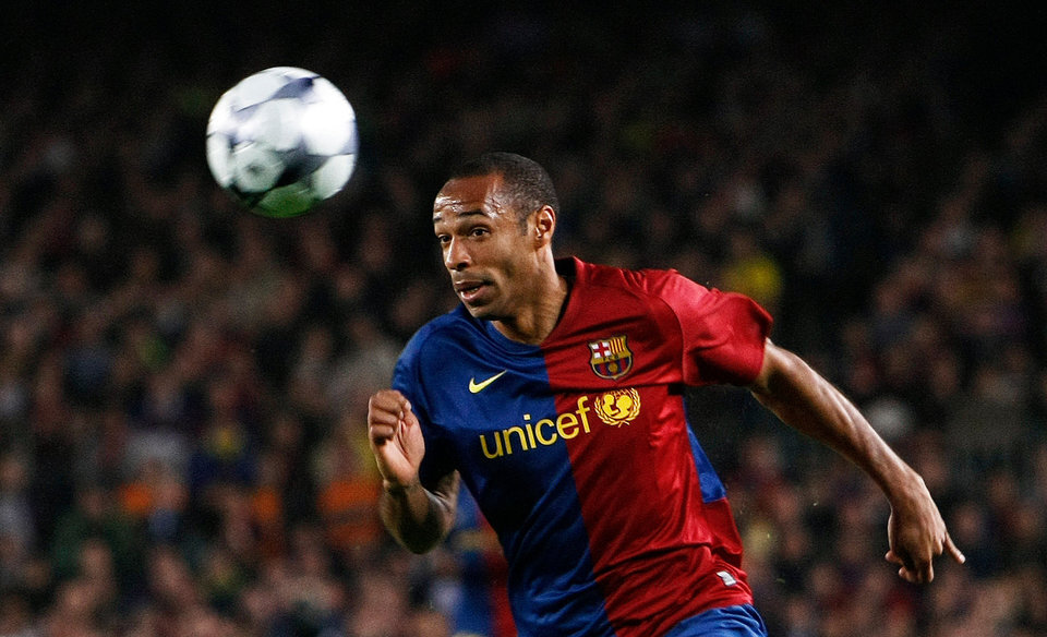 Анри демонстрирует свою фантастическую технику в матче "Барселоны" против "Атлетика" из Бильбао 