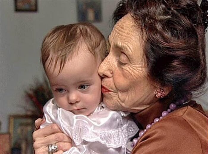 Элиза уже немного подросла