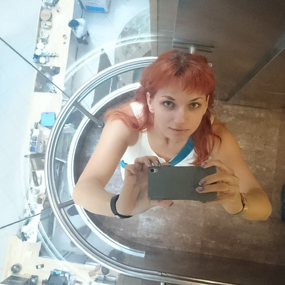 Лифт в торговом центре может быть очень ок :)