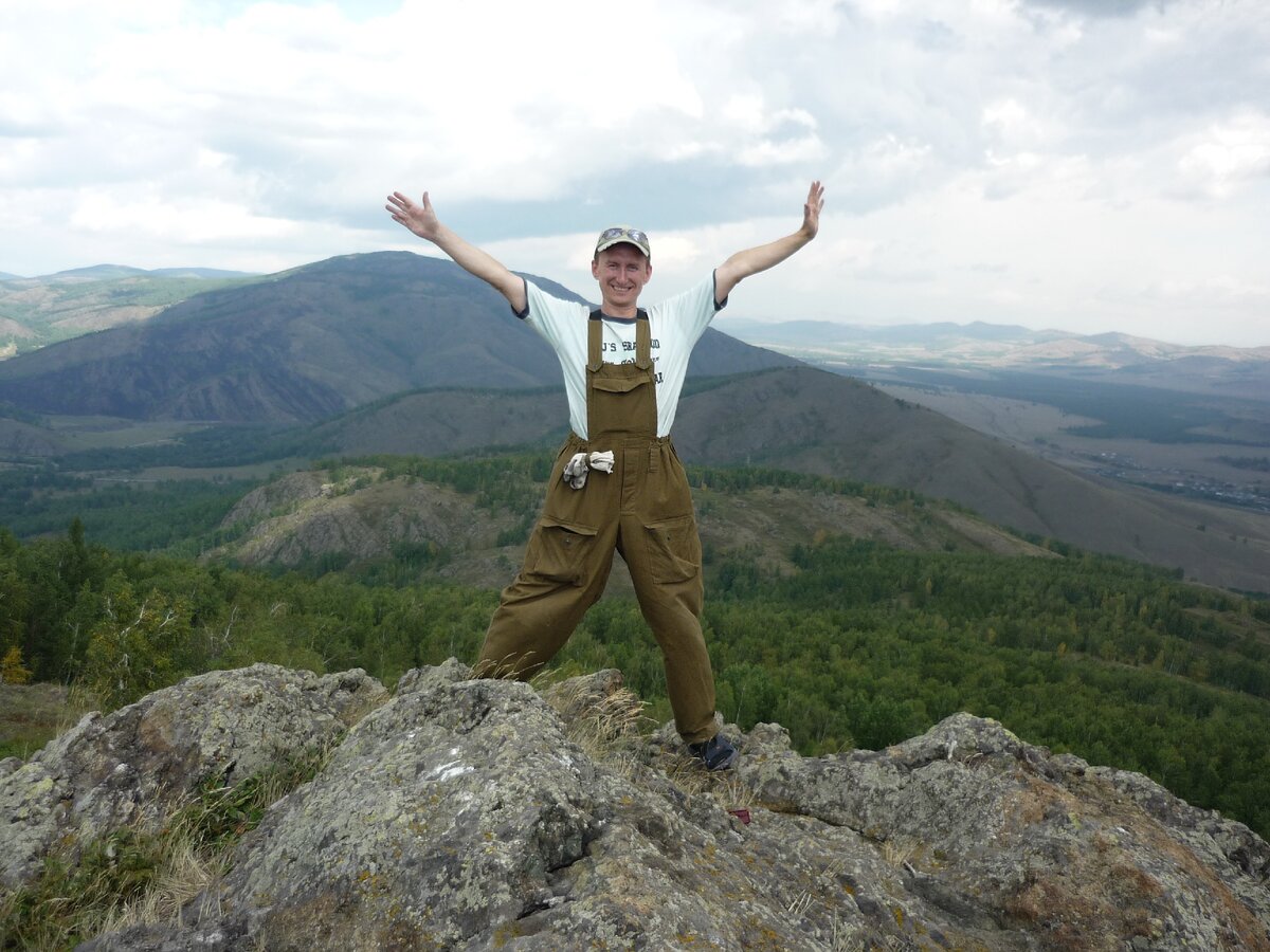 Под куполом неба, гора Медведь.
