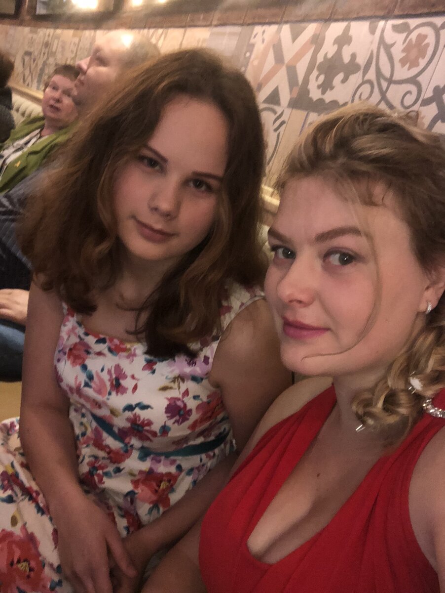 я с сестрой