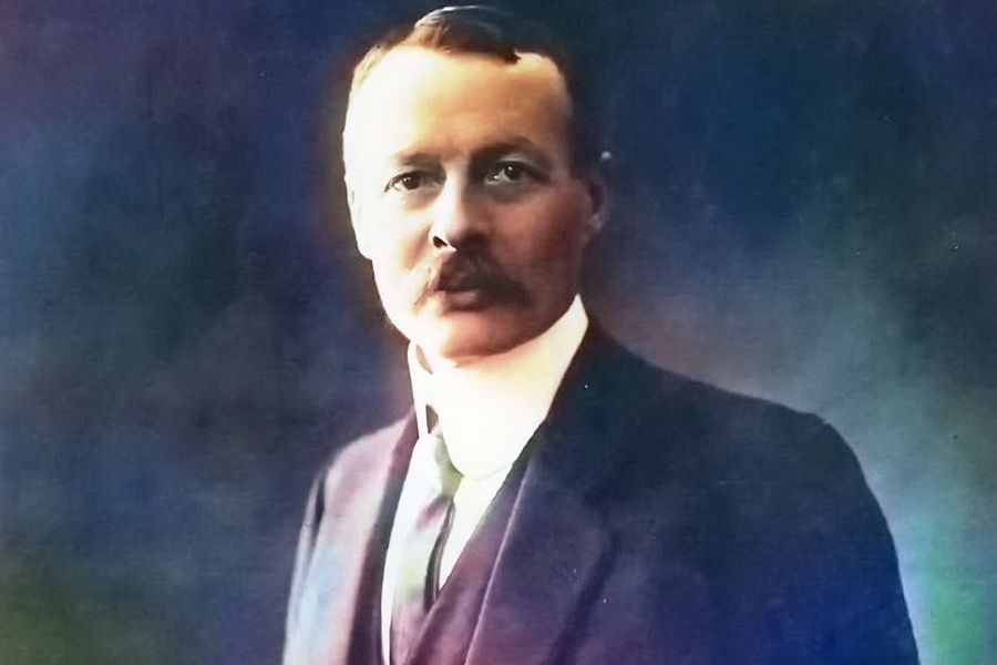 Леон Эрнест Гомон