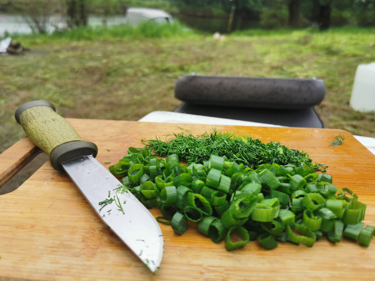 Фото "Лодочник" готовим обед на берегу