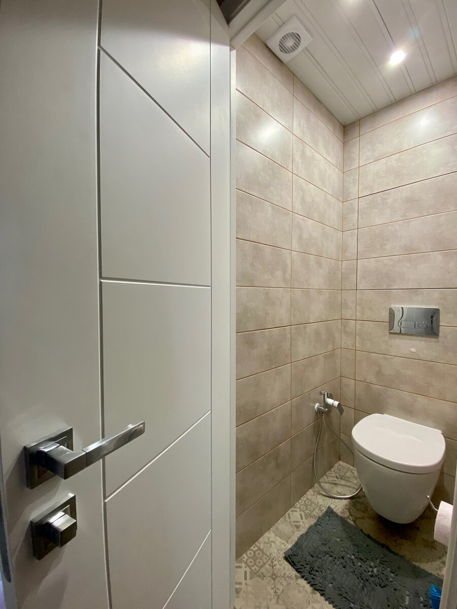 Ремонт туалета дешево и красиво: 80 фото с бюджетными идеями | sunnyhair.ru