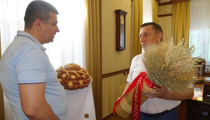    Крымские аграрии намолотили свыше 1 млн тонн зерновых и зернобобовых культур к 20 июля