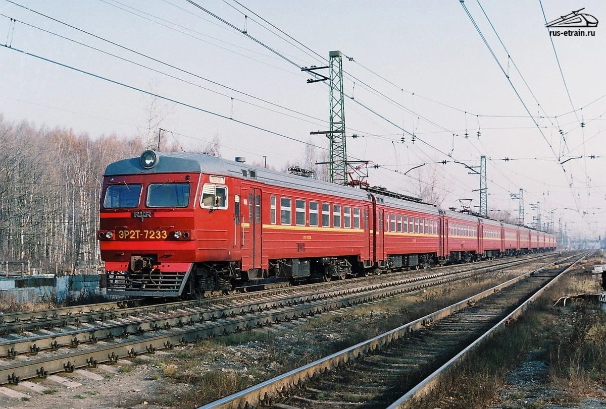 2 т р. Эр2т 7233. Электропоезд эр2т 7233. Эр2т 7130. Поезд эр2т