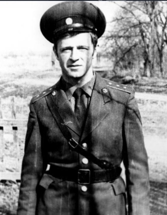 Так, в ОИСБ выглядели дежурные по части