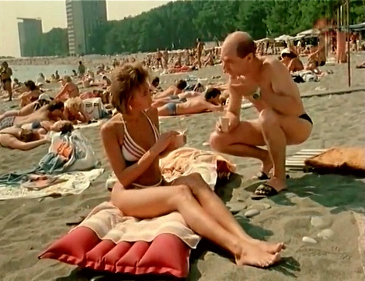 9 актрис в купальниках в кино СССР 70-80-х, вскружившие голову всей стране  | Уголок урбаниста | Дзен