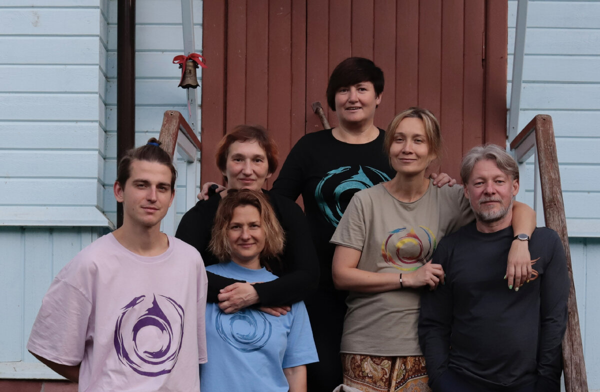 Наши помощники ведущих - ситтеры