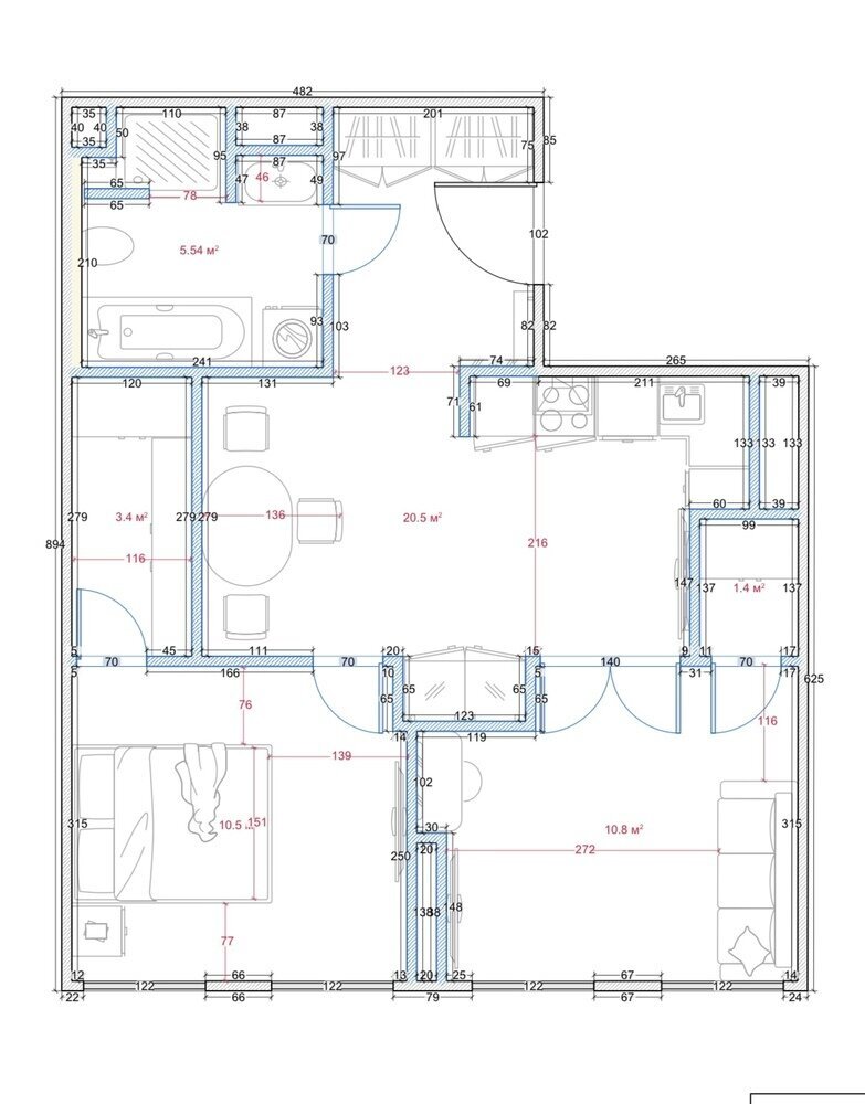 В результате перепланировки типовую однушку превратили в двушку. Вдоль окон расположили спальню и гостиную, а кухню оттеснили вглубь квартиры, ближе к прихожей. Помимо этого удалось выделить место для хозяйственных помещений — гардеробной при спальне и кладовой в гостиной.