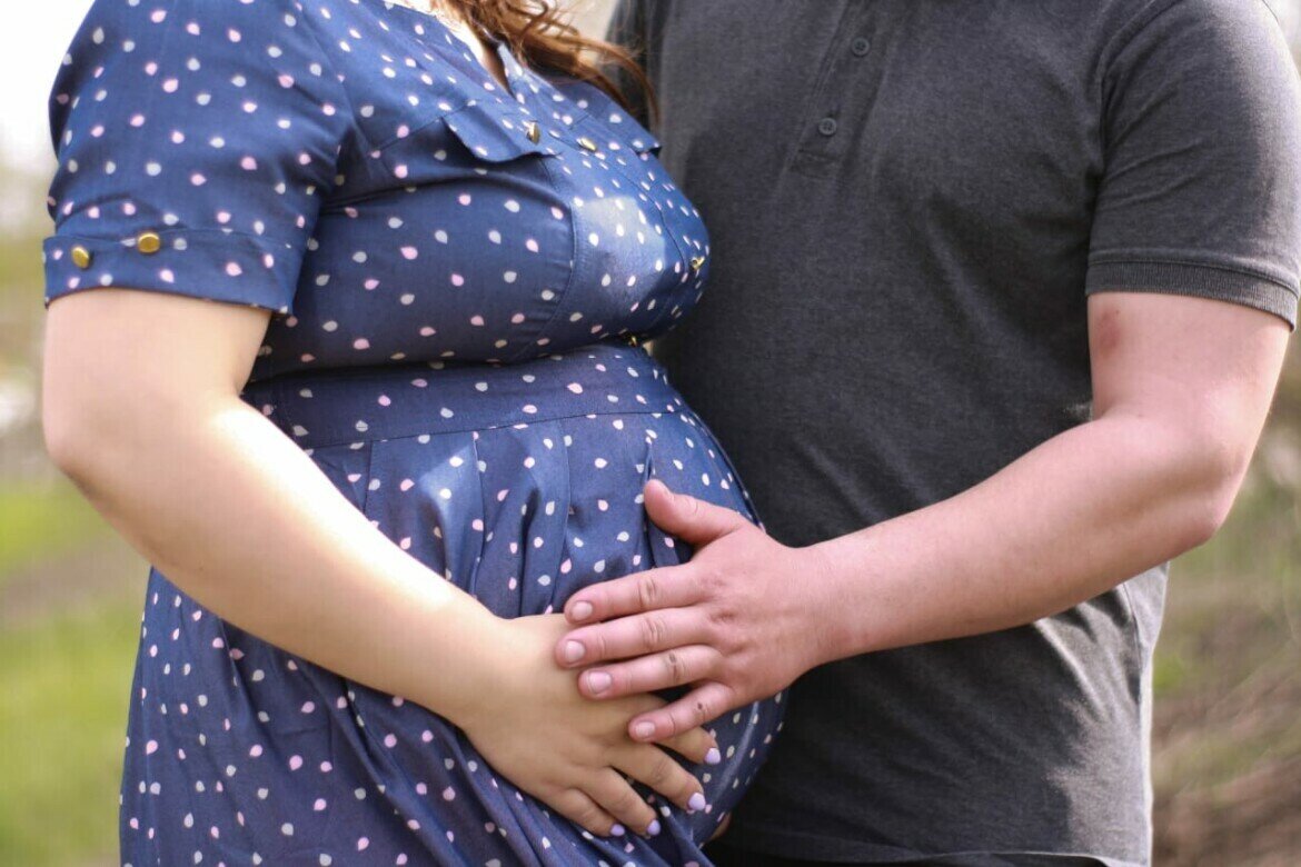 ​«Живот рос быстро. Было немного трудно сидеть, ходить, но каких-либо осложнений не было». Фото: из архива Алины Тазетдиновой