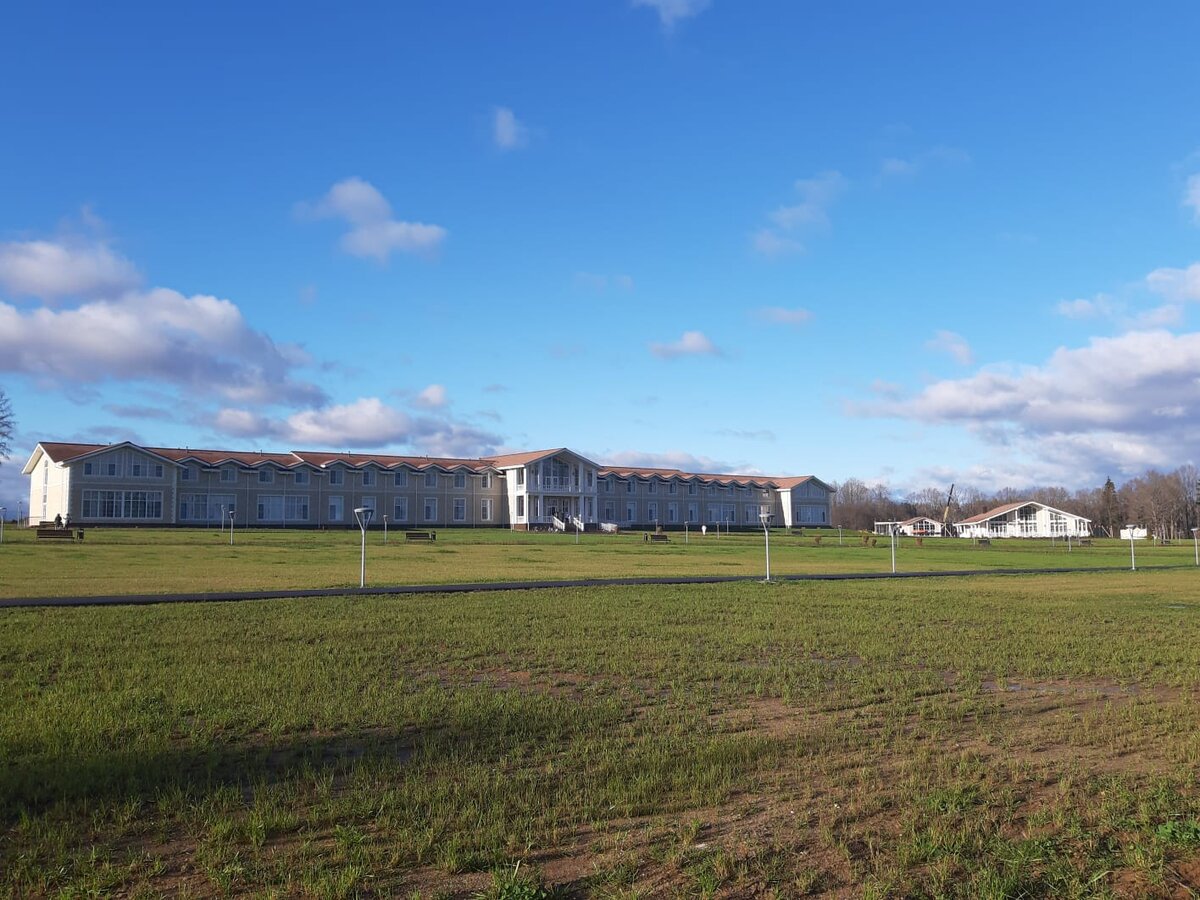 Санаторий "Дугино". Главный лечебный корпус. 