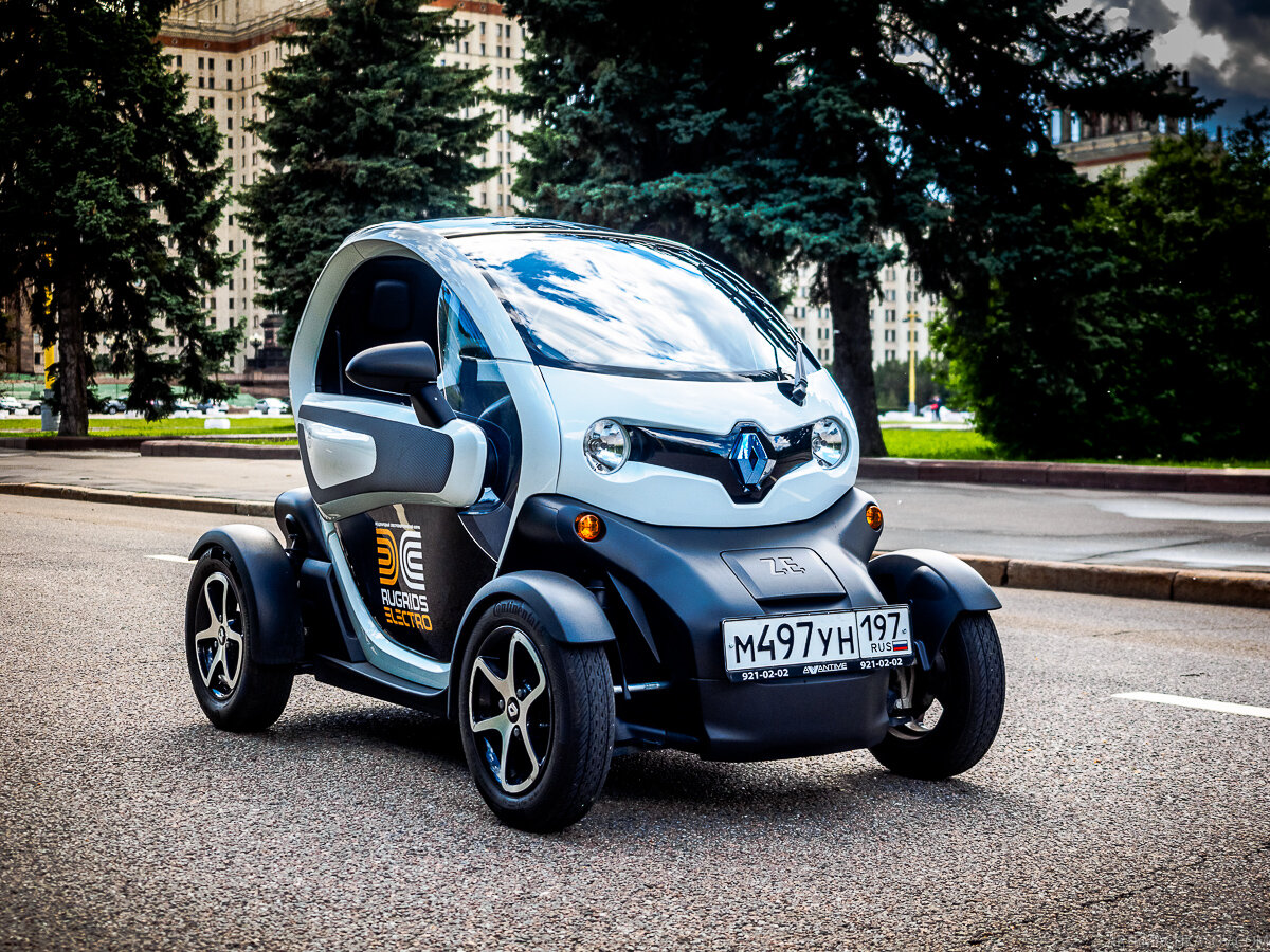 Электрические автомобили фото. Renault Twizy 2019. Renault Twizy 2020. Рено Твизи 2020. Renault Twizy 2021.