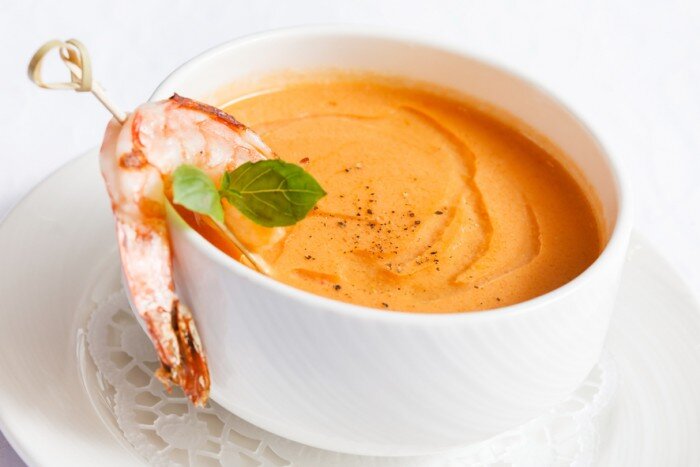 Соус биск рецепт. Креветочный Биск. Биск суп томатный. Суп пюре с морепродуктами. Биск из креветок.