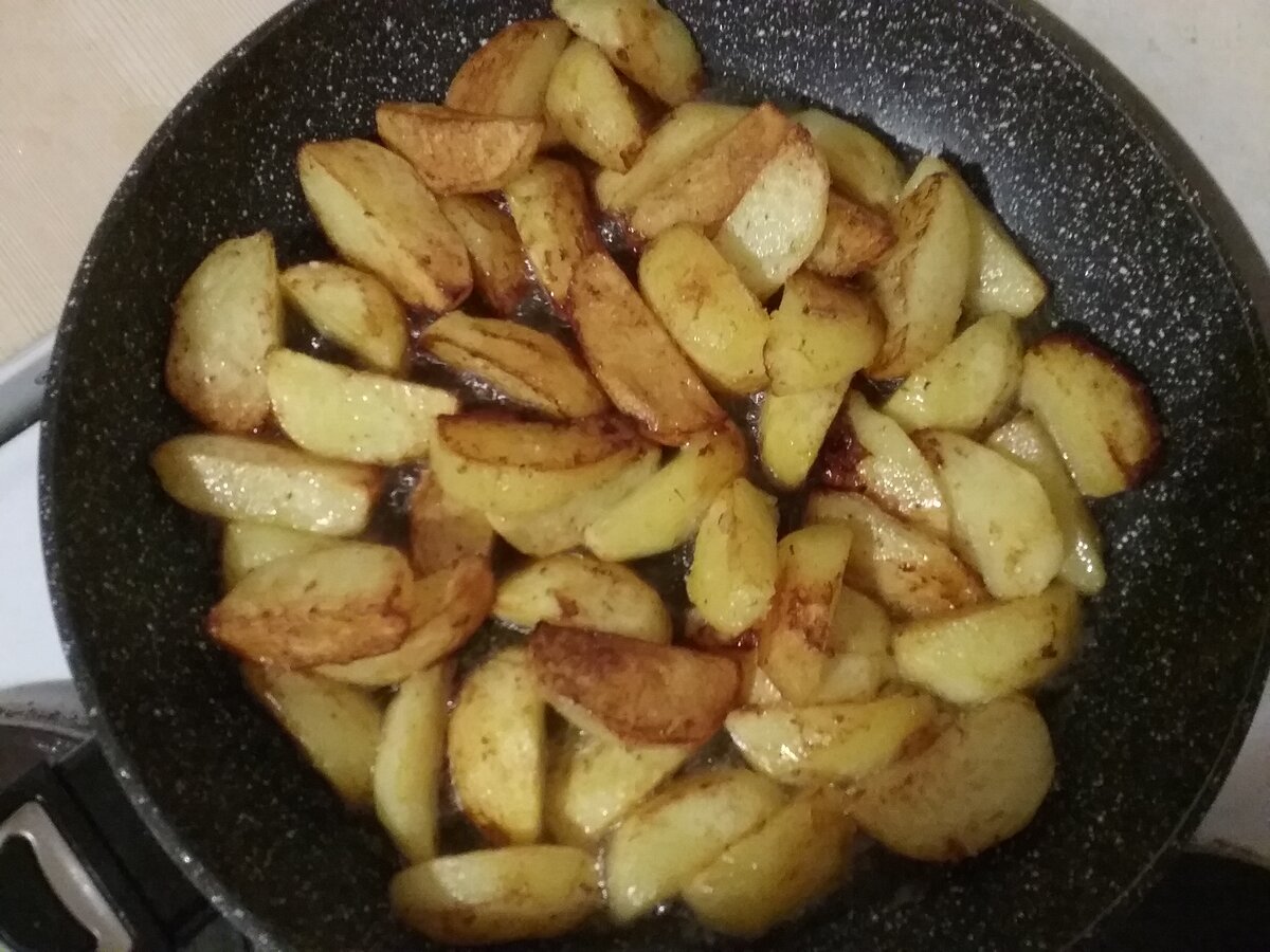 Два способа вкусно пожарить картошку