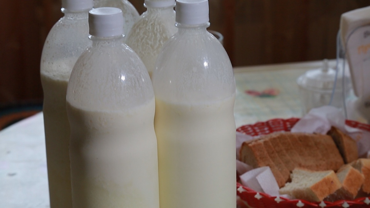 Организаторы позиционируют фестиваль как «выставку - ярмарку». Это говорит о том, что здесь помимо деловой программы для самих производителе большую роль играет знакомство жителей республики с продукцией Башкортостана. По словам генерального директора Башкирской выставочной компании Альбины Кильдигуловой население очень слабо проинформировано про бренды, которые не рекламируют по центральному телевидению.