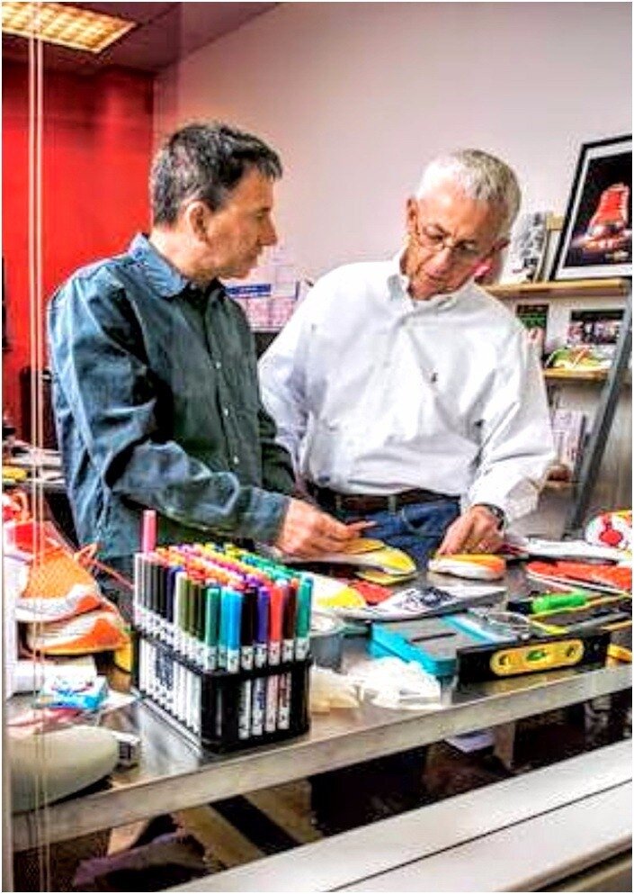 Создатели "Newton running" - Д.Эбшир и Дж.Ли