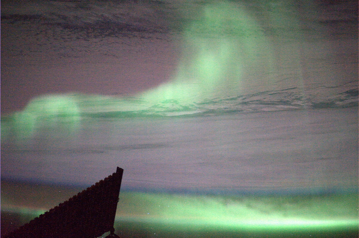 ОРБИТАЛЬНАЯ ГАЛЕРЕЯ АНТОНА ШКАПЛЕРОВА И АНАТОЛИЯ ИВАНИШИНА https://www.roscosmos.ru/349/