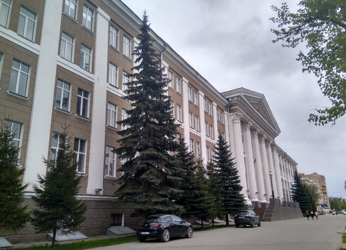 Один из корпусов Тульского Университета