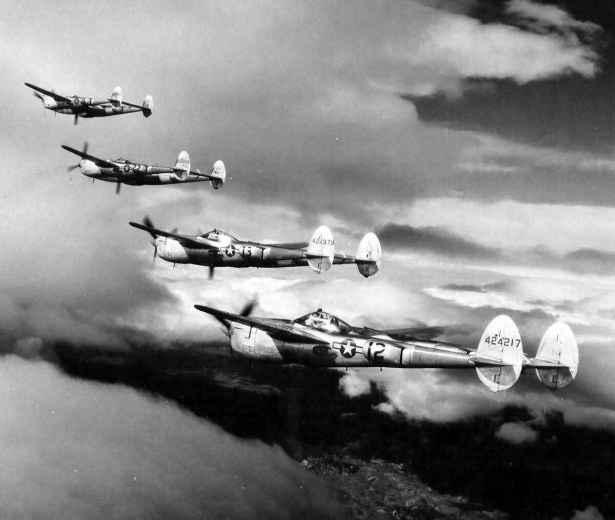 Командованию США было доподлинно известно, что в районе Ниша в ноябре 1944 уже не было ни немецких войск, ни самолетов. 