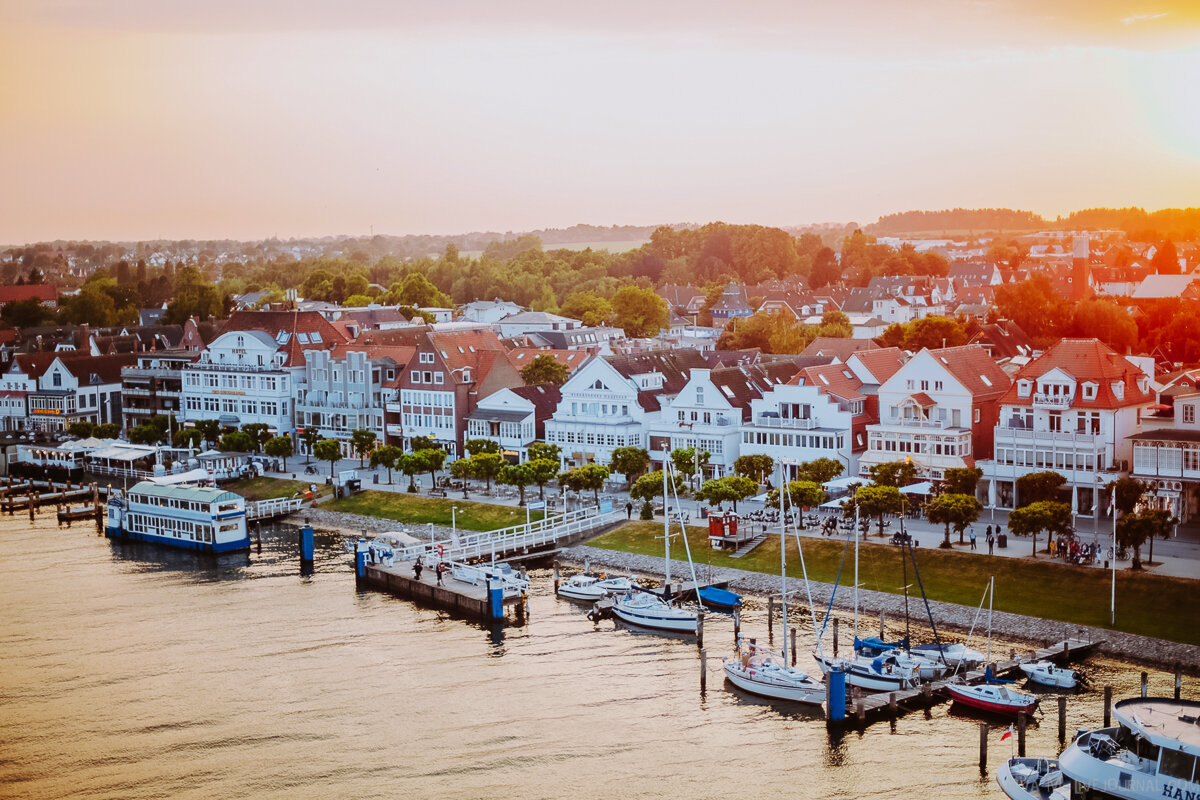 Программа тура:Отправление из С-Петербурга