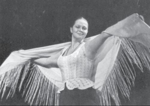 Соблазнительная Н.Гундарева в спектакле "Леди Макбет Мценского уезда"