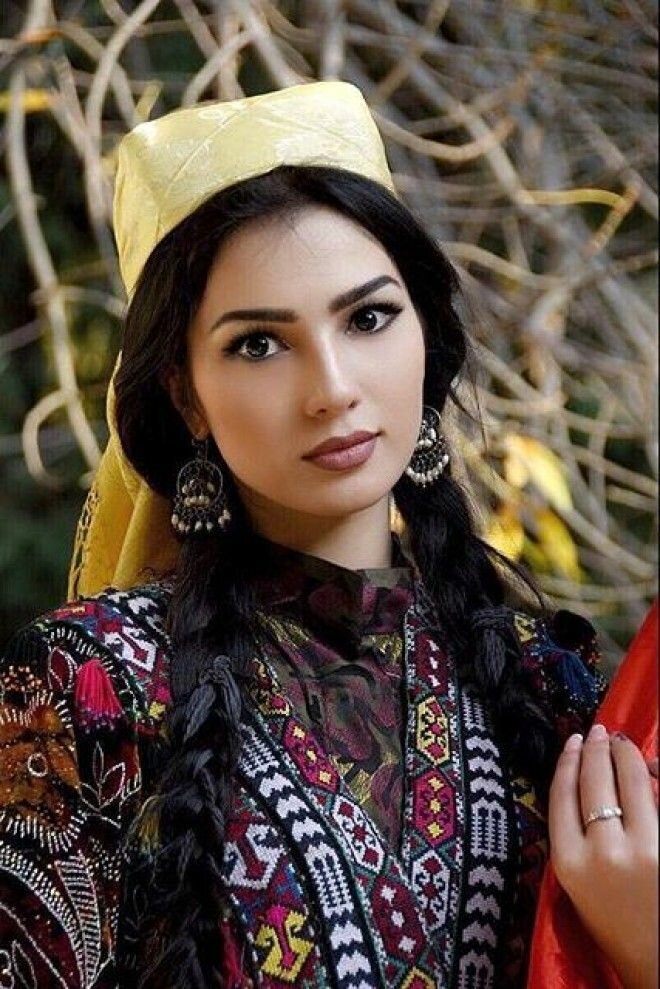 Самые красивые девушки Узбекистана