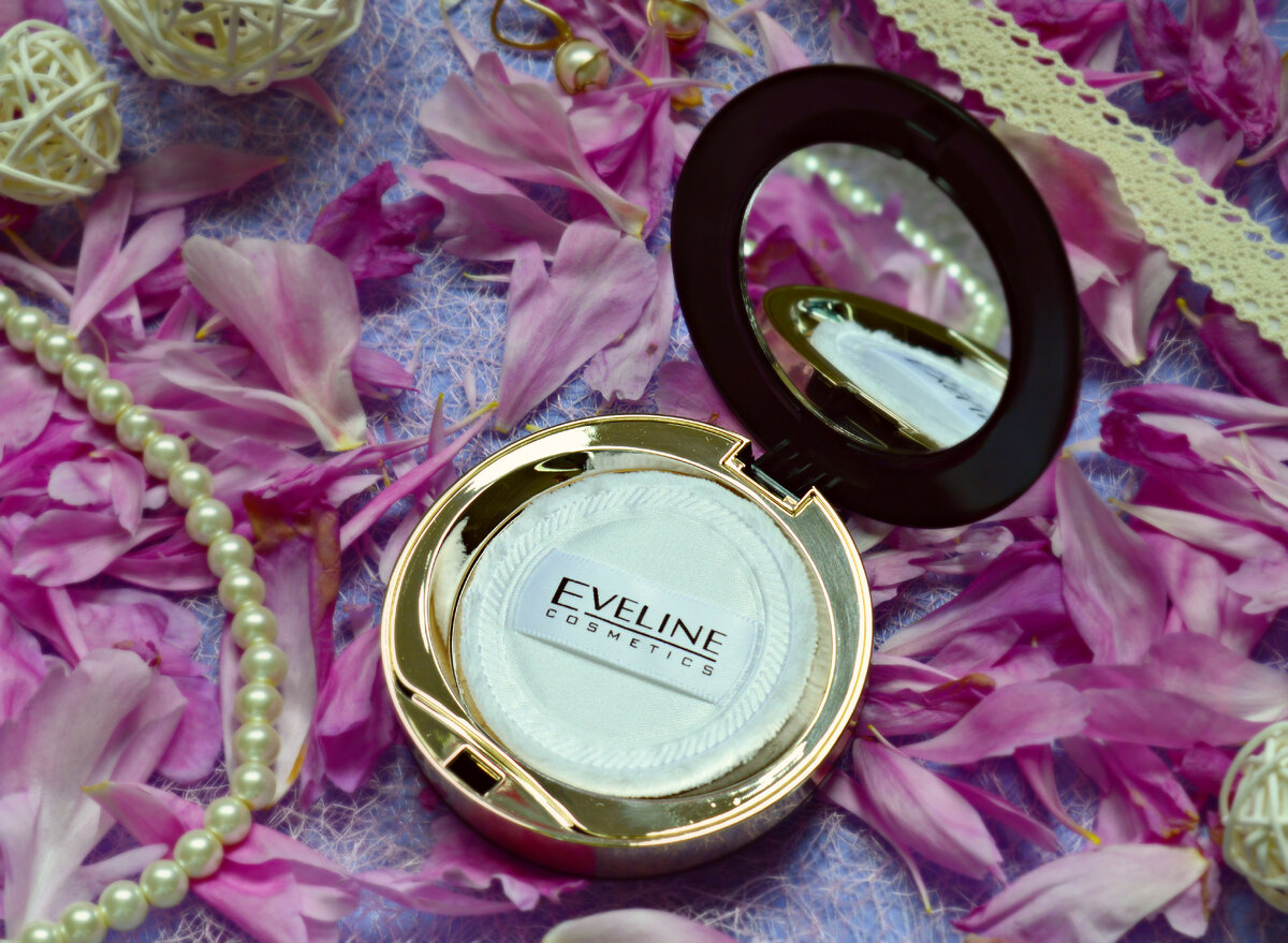 Пудра из моей коллекции - Eveline Celebrities Beauty в оттенке 23 Sand