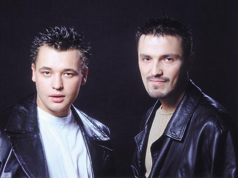 Лучшее 2000 х русский. Руки вверх Сергей Жуков 90е. Группа руки вверх 2000. Группа руки вверх 1995. Сергей Жуков и Алексей Потехин
