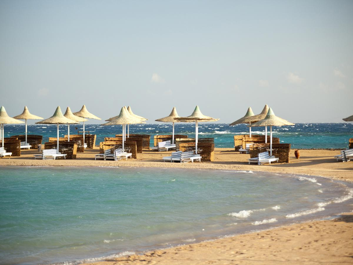 Красное море хургада отзывы. Coral Beach Hotel Hurghada Египет Хургада. Coral Beach Rotana Resort 4 Египет Хургада. Отель Корал Бич Хургада Египет. Корал Бич отель Египет.