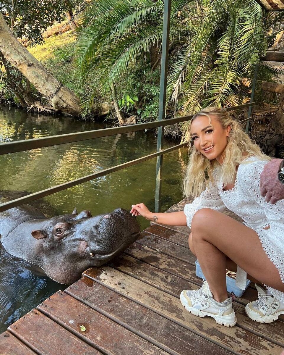    Ольга Бузова уже 22 дня находится в АфрикеСоцсети Ольги Бузовой