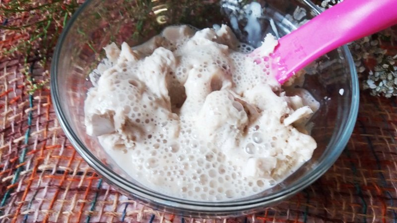 Дрожжевая маска подтянет дряблую кожу, осветлит пигментацию и замедлит старение